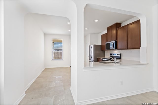 14223 Gamefish Run, Elmendorf, TX 78112
