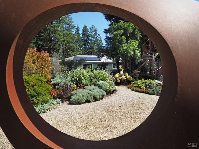 626 Gold Ridge Rd, Sebastopol, CA 95472