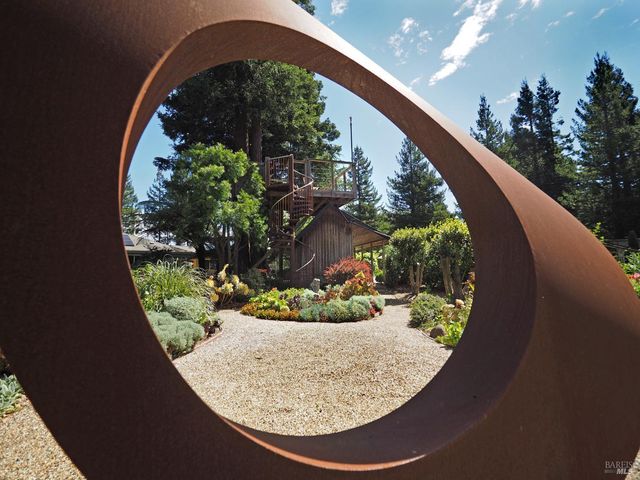 626 Gold Ridge Rd, Sebastopol, CA 95472