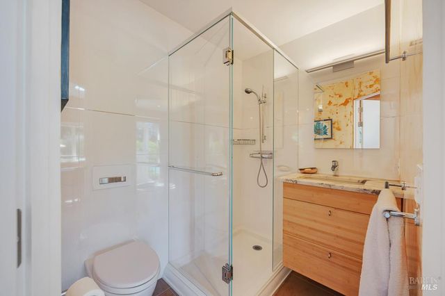 626 Gold Ridge Rd, Sebastopol, CA 95472