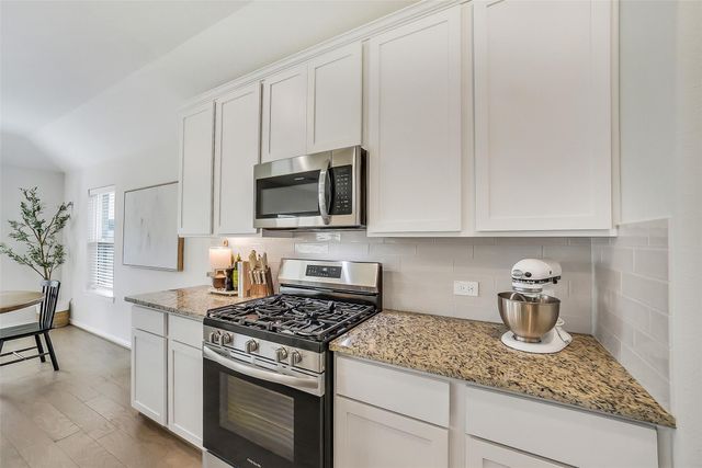 32303 Cedar Crest Drive, Waller, TX 77484