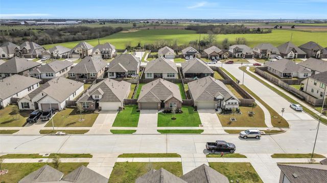 32303 Cedar Crest Drive, Waller, TX 77484