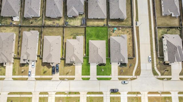 32303 Cedar Crest Drive, Waller, TX 77484