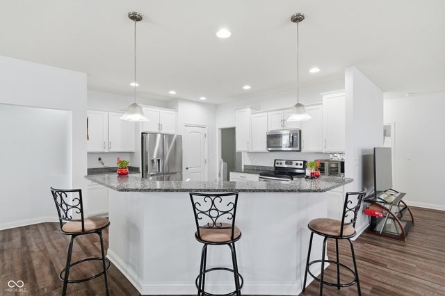 4160 Cairo Way, Avon, IN 46123