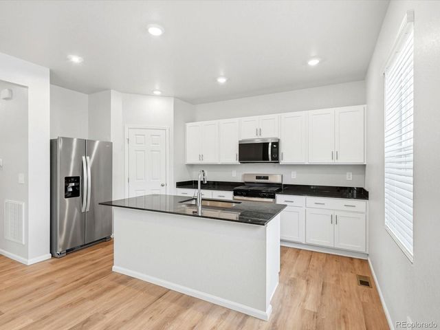 4644 Sugarcane Street, Johnstown, CO 80534