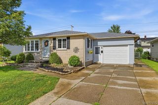 49 Caroline Lane, Cheektowaga, NY 14043