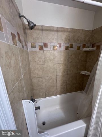 2049 LUCAS LN, Voorhees, NJ 08043