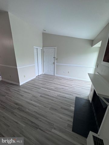2049 LUCAS LN, Voorhees, NJ 08043