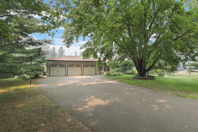 19010 Albatross Street NW, Cedar, MN 55011