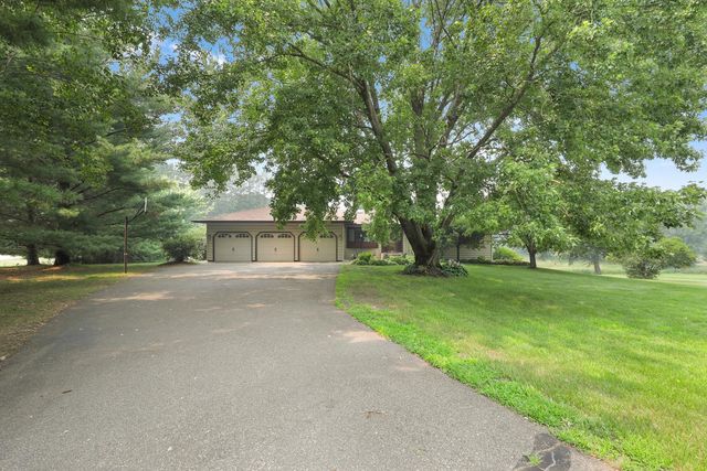 19010 Albatross Street NW, Cedar, MN 55011