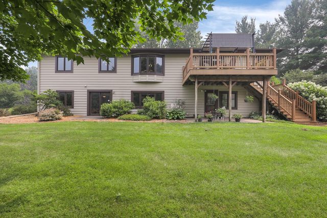 19010 Albatross Street NW, Cedar, MN 55011