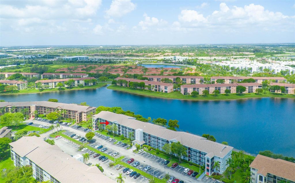 750 SW 138 Avenue 403F, Pembroke Pines, FL 33027
