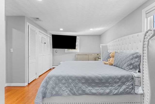 70 Westfield Dr, Brockton, MA 02301