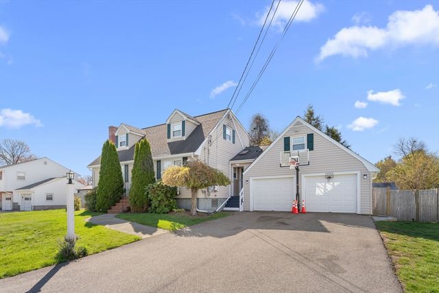 70 Westfield Dr, Brockton, MA 02301