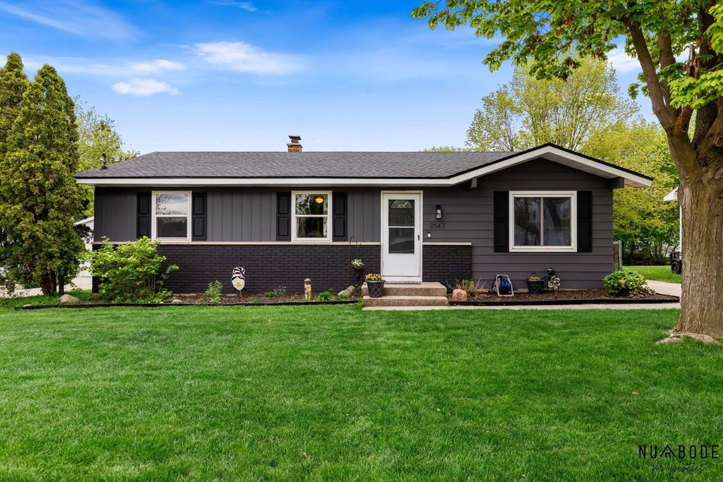 2543 Valleyview Street SW, Wyoming, MI 49519
