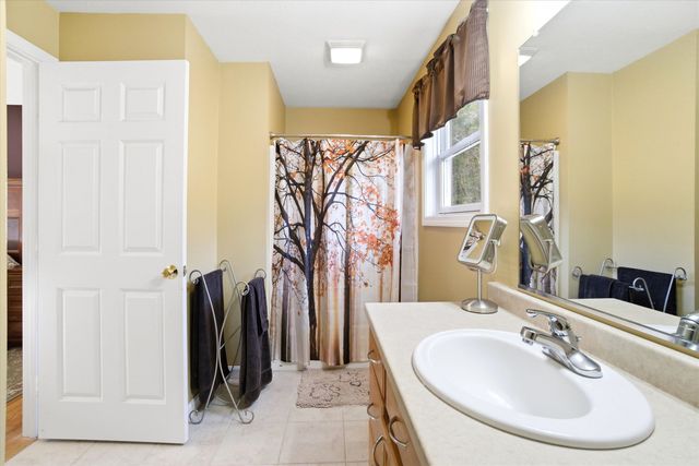 611 North Pembroke Road, Pembroke, NH 03275