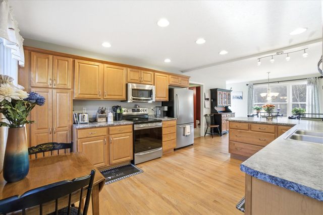 611 North Pembroke Road, Pembroke, NH 03275