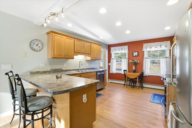 611 North Pembroke Road, Pembroke, NH 03275