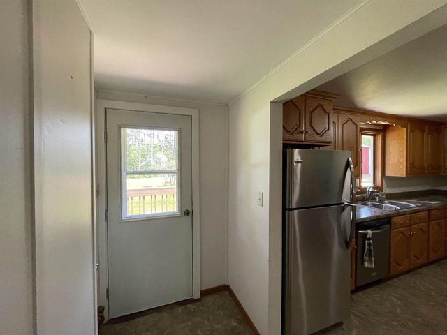 N10012 DARDIS LAKE LANE, Phillips, WI 54555