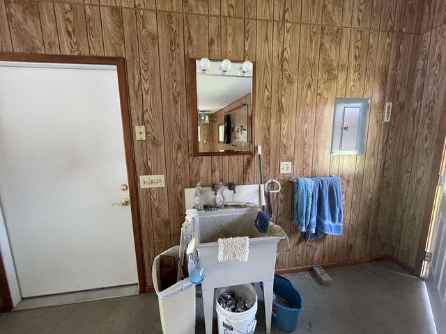 N10012 DARDIS LAKE LANE, Phillips, WI 54555