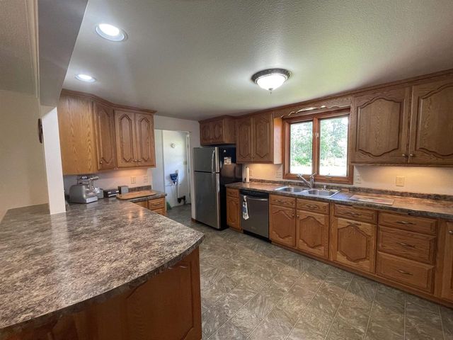 N10012 DARDIS LAKE LANE, Phillips, WI 54555