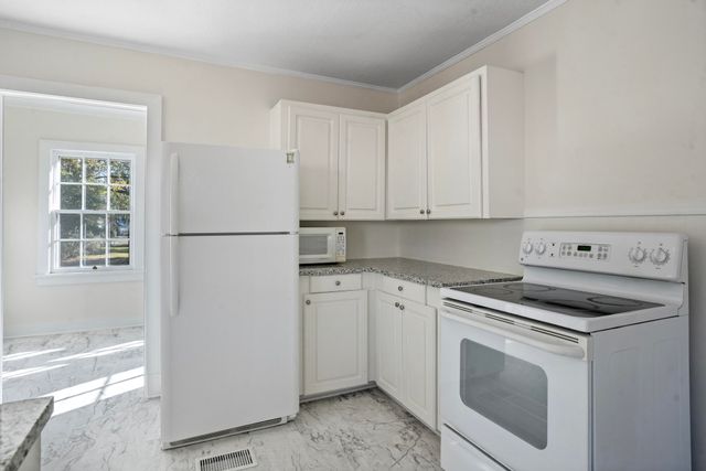 401 Kimball Ave., Hattiesburg, MS 39401