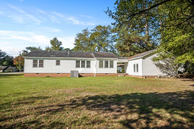 401 Kimball Ave., Hattiesburg, MS 39401