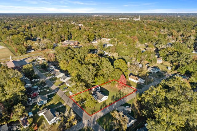 401 Kimball Ave., Hattiesburg, MS 39401