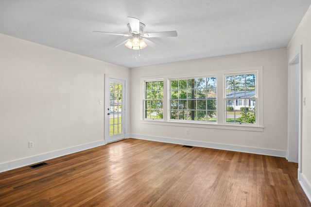 401 Kimball Ave., Hattiesburg, MS 39401
