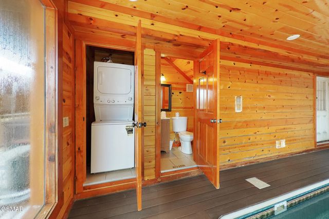 1244 Bird Nest Way, Sevierville, TN 37862