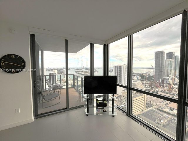 1600 NE 1st Ave 3606, Miami, FL 33132