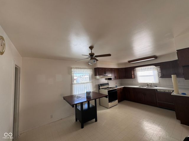 2333 Winton Avenue, Speedway, IN 46224