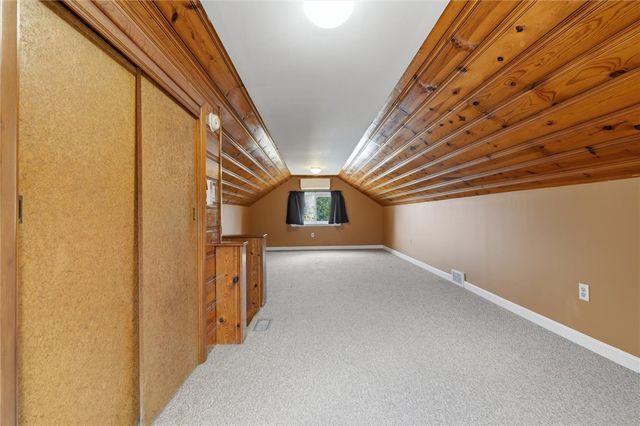 409 Victoria St, West Mifflin, PA 15122