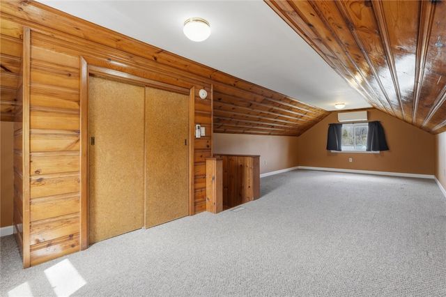 409 Victoria St, West Mifflin, PA 15122