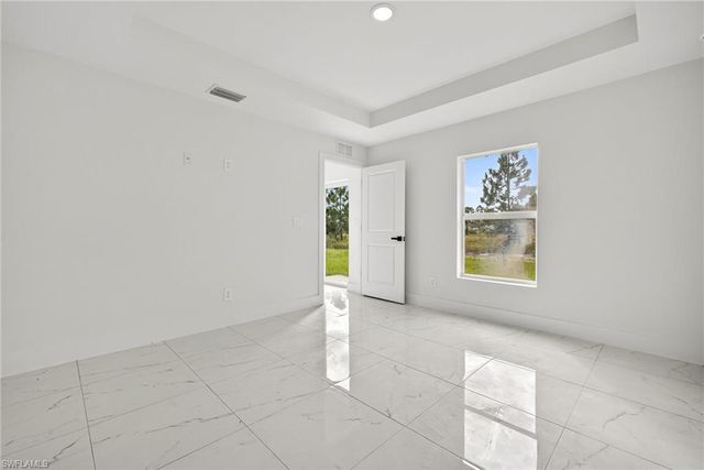 1108 Eauclaire ST E, Lehigh Acres, FL 33974