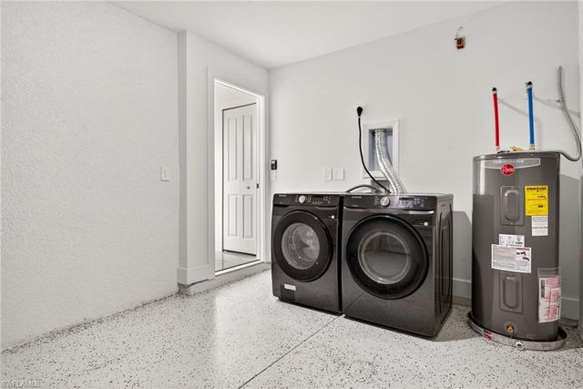 1108 Eauclaire ST E, Lehigh Acres, FL 33974