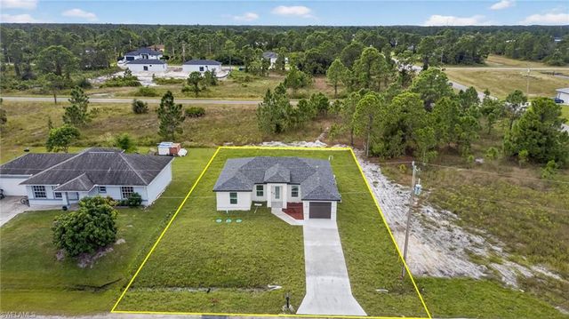 1108 Eauclaire ST E, Lehigh Acres, FL 33974