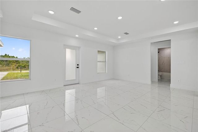 1108 Eauclaire ST E, Lehigh Acres, FL 33974