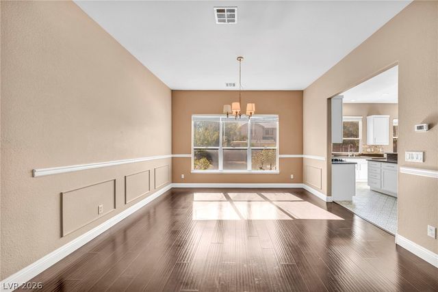6025 East Rabbit Track Street, Las Vegas, NV 89130