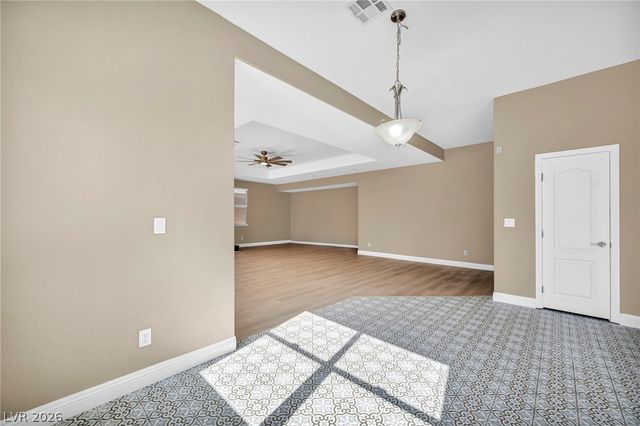 6025 East Rabbit Track Street, Las Vegas, NV 89130