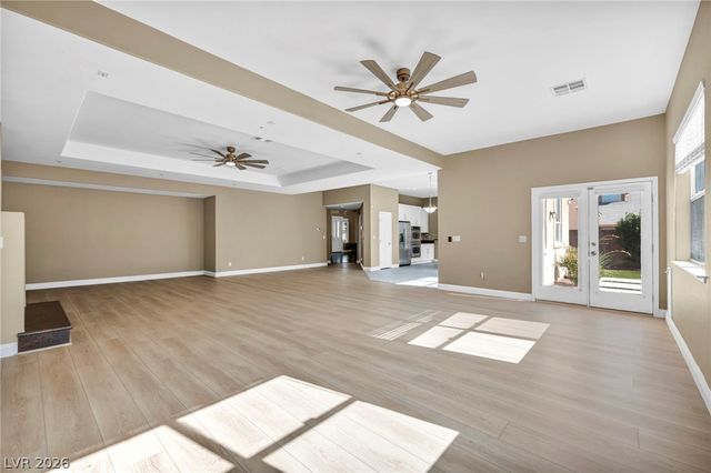 6025 East Rabbit Track Street, Las Vegas, NV 89130