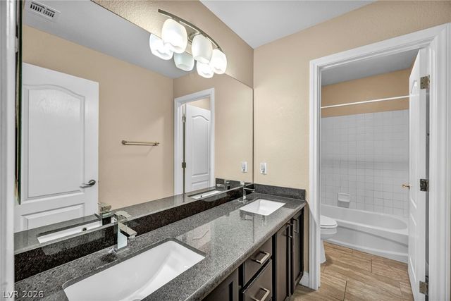 6025 East Rabbit Track Street, Las Vegas, NV 89130