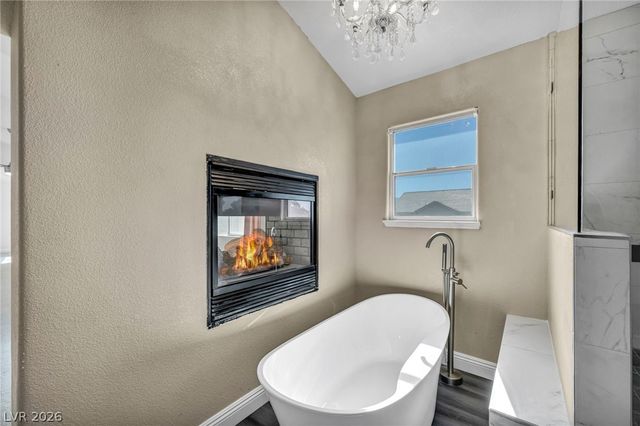 6025 East Rabbit Track Street, Las Vegas, NV 89130