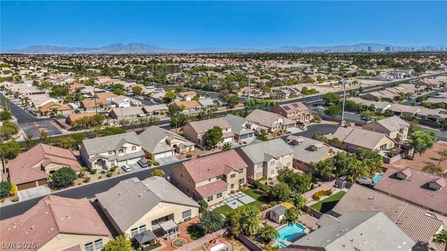 6025 East Rabbit Track Street, Las Vegas, NV 89130