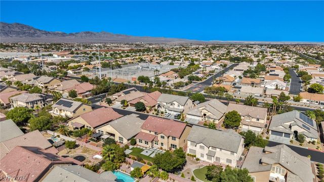 6025 East Rabbit Track Street, Las Vegas, NV 89130