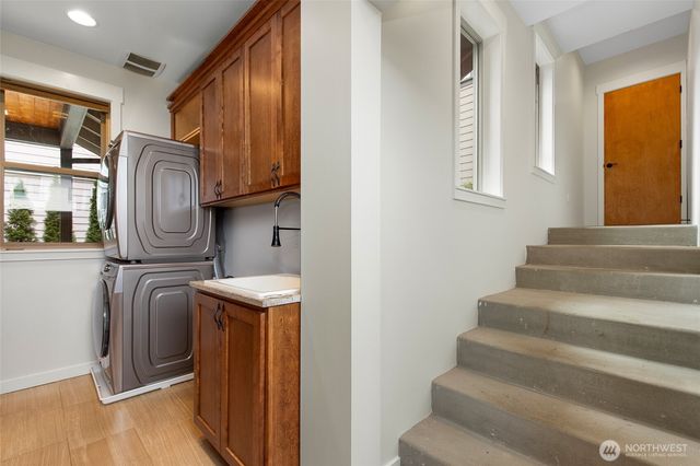 7630 129th Avenue SE, Newcastle, WA 98056