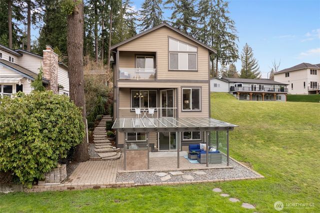 7630 129th Avenue SE, Newcastle, WA 98056