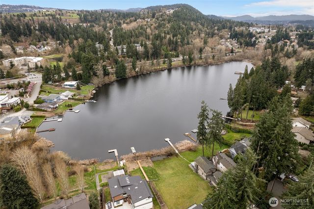 7630 129th Avenue SE, Newcastle, WA 98056