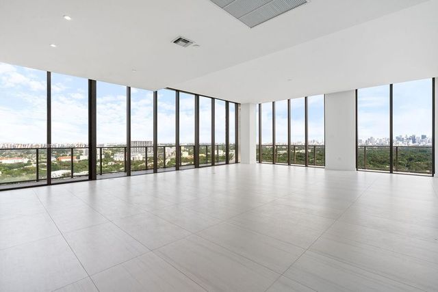 2678 Tigertail Ave PH1, Miami, FL 33133