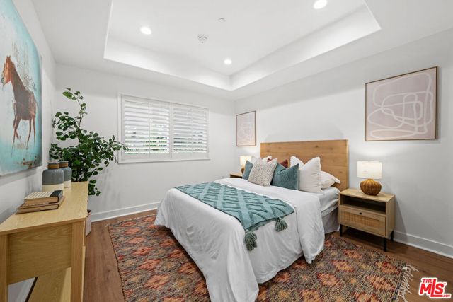 11115 Acama Street 104, Studio City, CA 91602